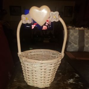 Small lightest pink 💗 basket